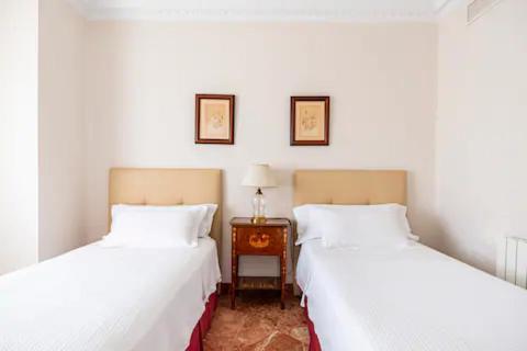 Puerta De Jerez II (Adults Only) Apartment Seville Ngoại thất bức ảnh