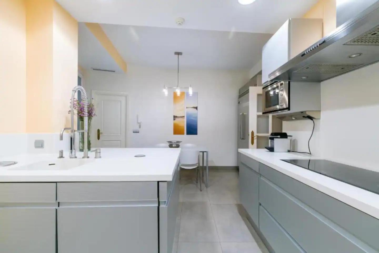 Puerta De Jerez II (Adults Only) Apartment Seville Ngoại thất bức ảnh